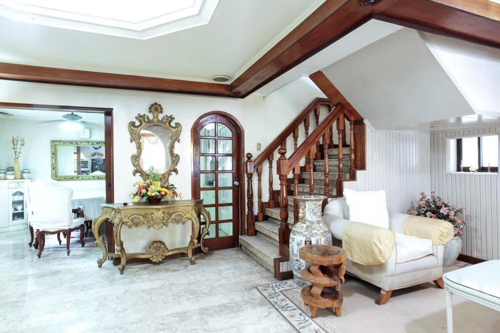 Big House In Quezon City Manila Exterior foto