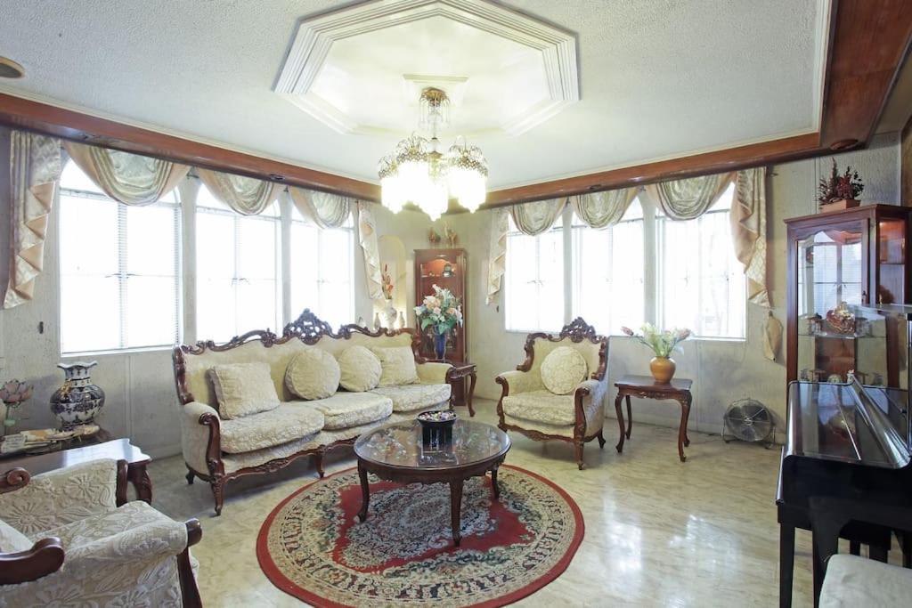 Big House In Quezon City Manila Exterior foto
